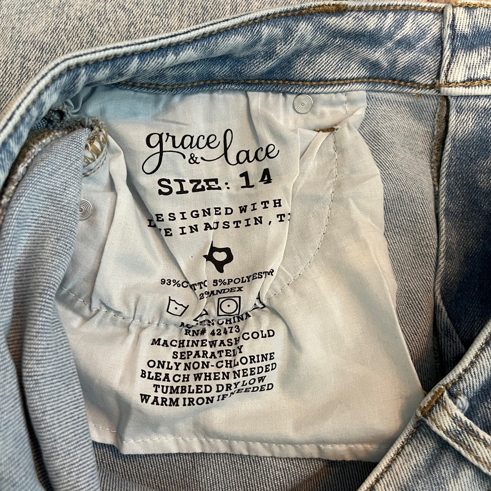 Grace & Lace Light Washed Distressed Wide Leg Jeans - Picture 3 of 5